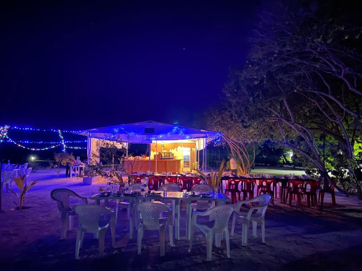 فندق La Isla Tropica غوريدهو المظهر الخارجي الصورة